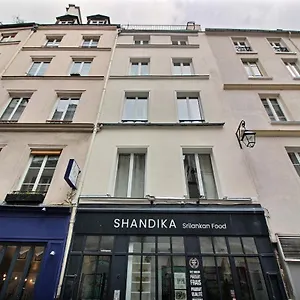 Parisian Home L Bellan Apartment