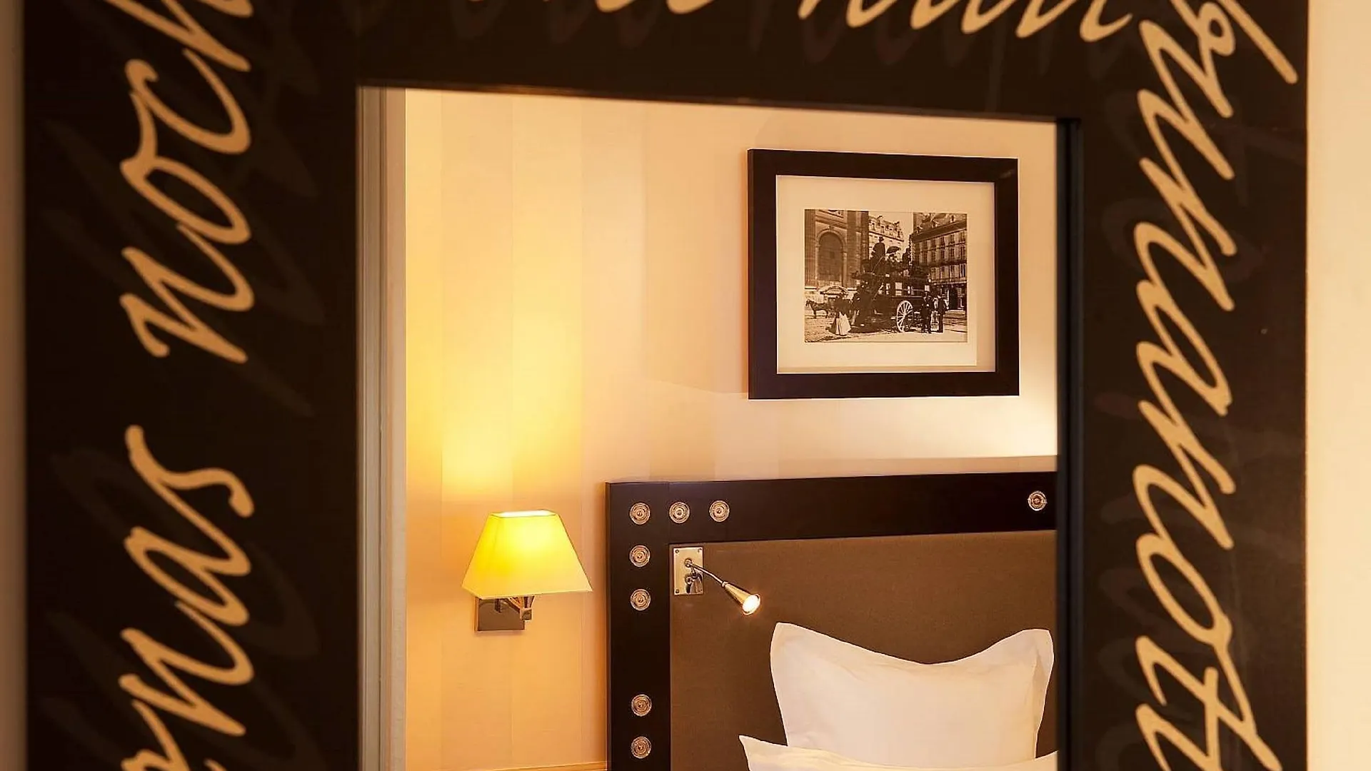 Hotel Duquesne Eiffel Paris 3*,