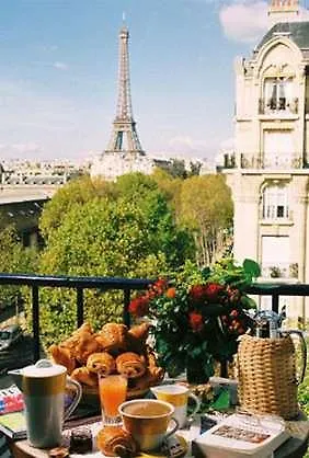 Hotel Duquesne Eiffel Paris