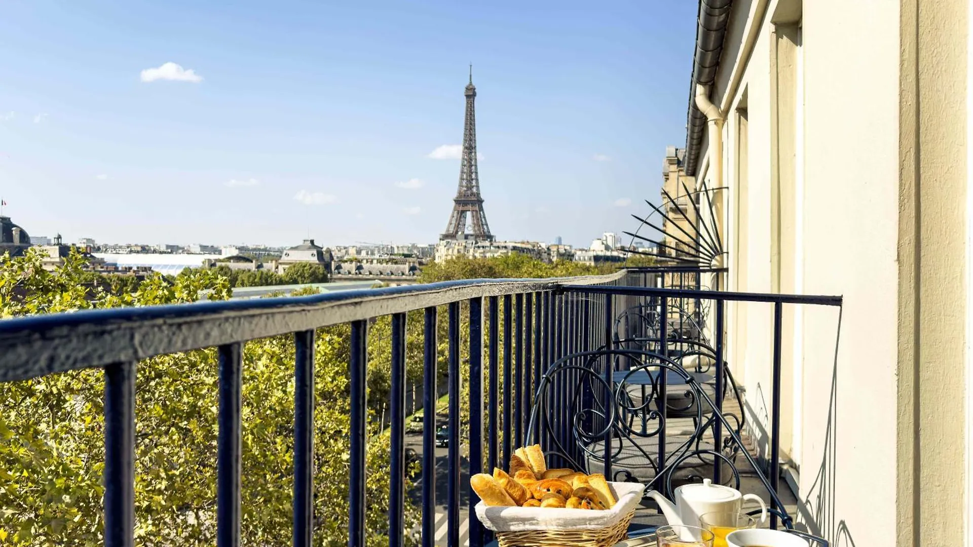 Hotel Duquesne Eiffel Paris 3*,