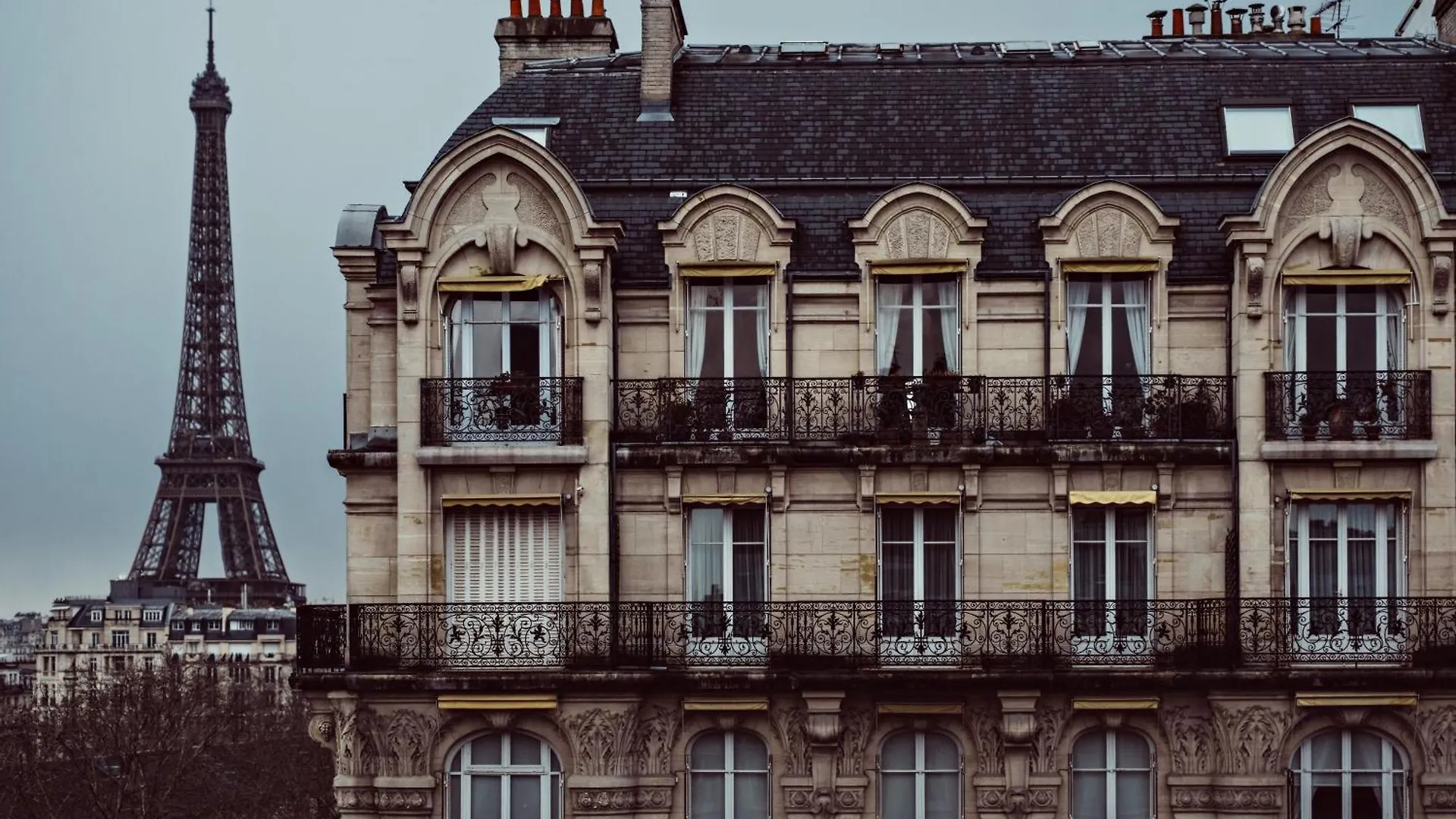 Hotel Duquesne Eiffel Paris