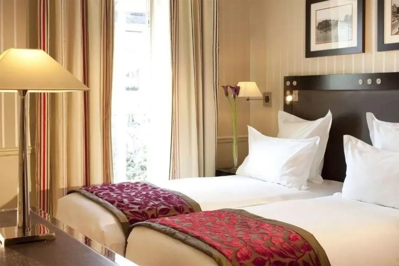 Hotel Duquesne Eiffel Paris